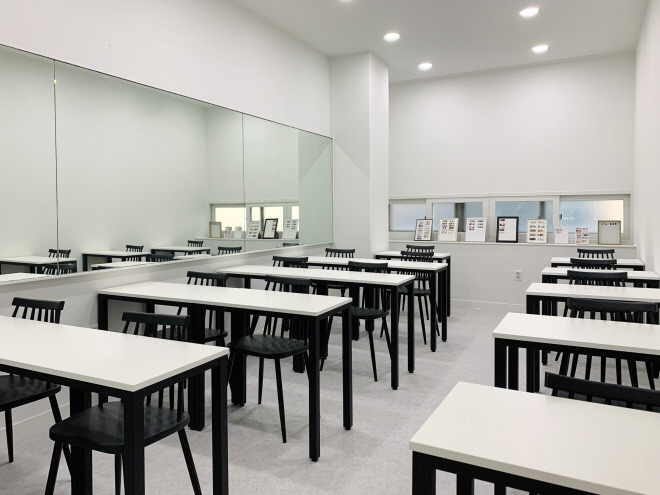 ����ķ�۽� ���ǽ�[���Ͼ�Ʈ]